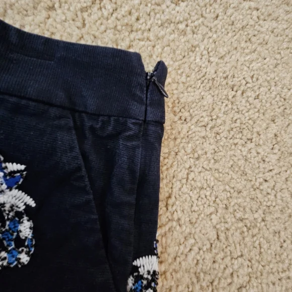 Loft Navy Pineapple Embroidered Beaded Women's Shorts Size 14 - Picture 7 of 12